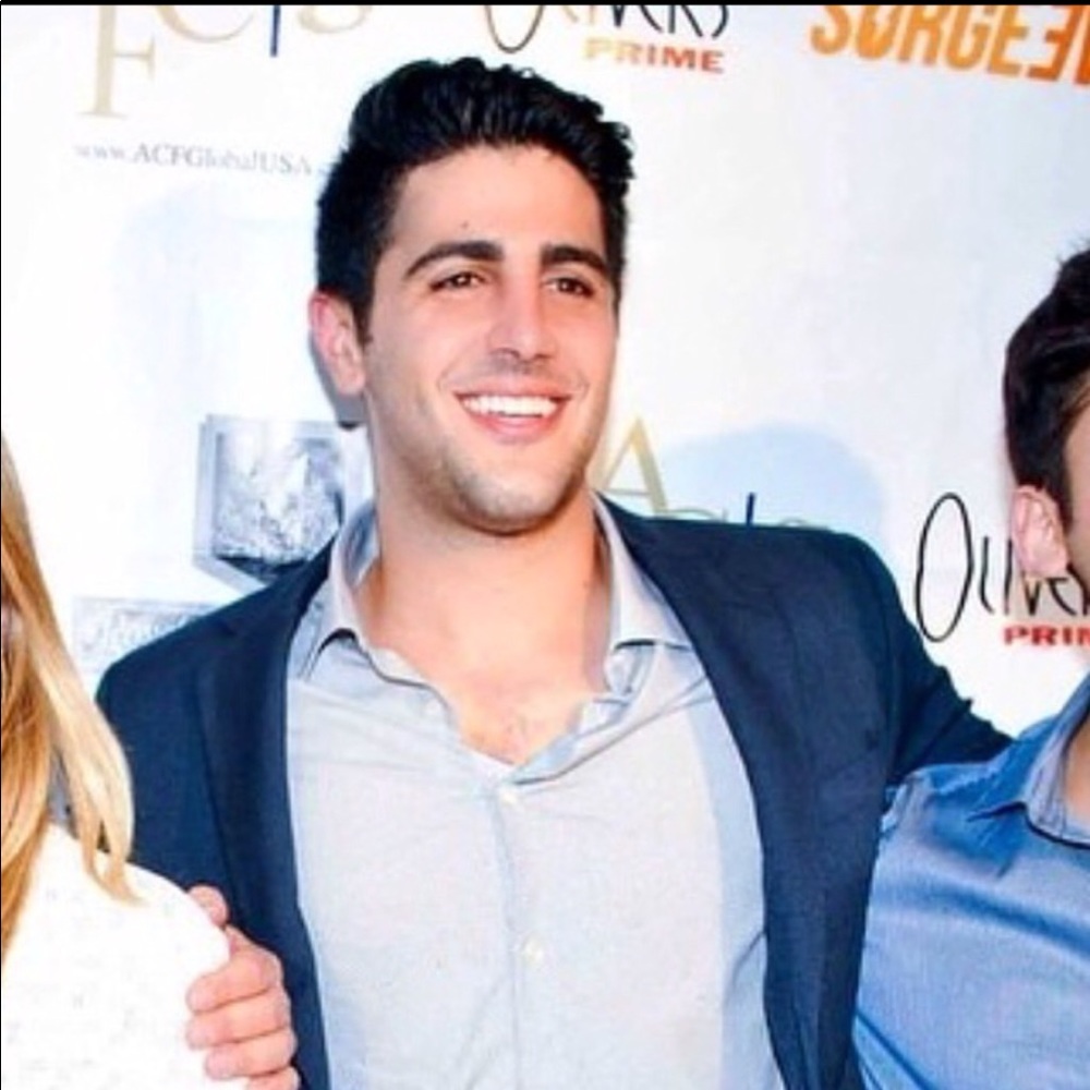 Meet your Posher, Shay